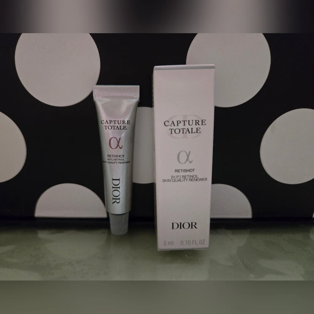 2/$20✨️DIOR Retishot✨️ - Picture 1 of 3